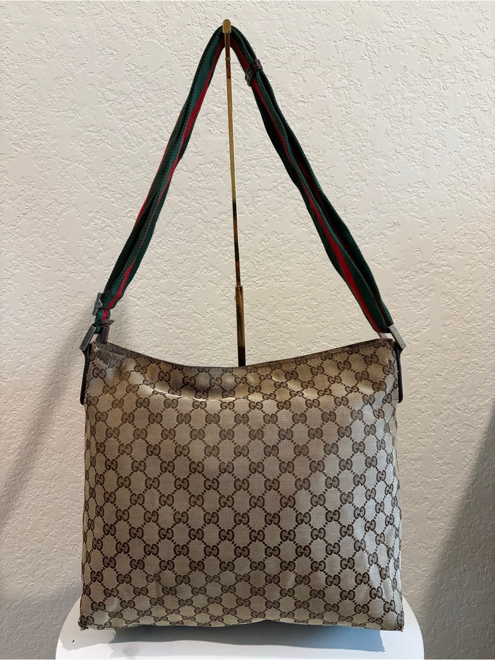 Gucci Beige Brown GG Canvas Shoulder Bag with Sherry Line - Picture 2 of 16
